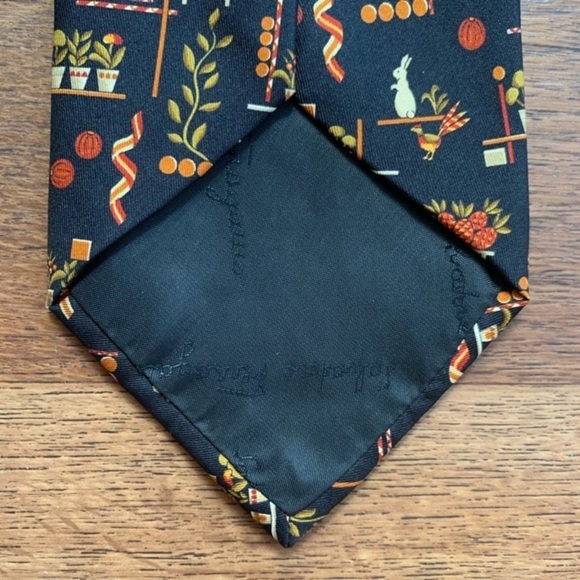 Salvatore Ferragamo “Potted Plants” Silk Tie - Picture 7 of 8